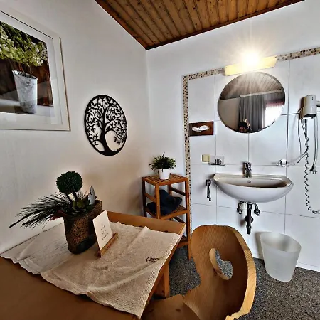 Lebensquelle Krapfenhof * Finkenberg